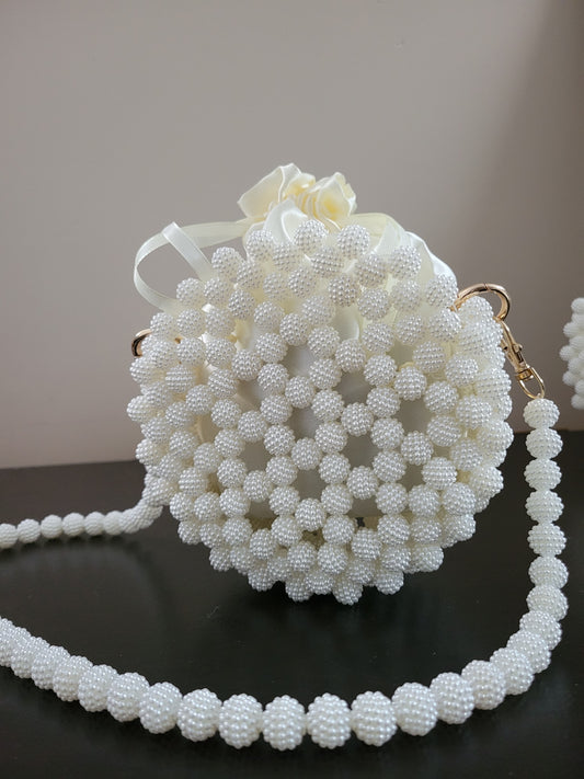 Cream Moon