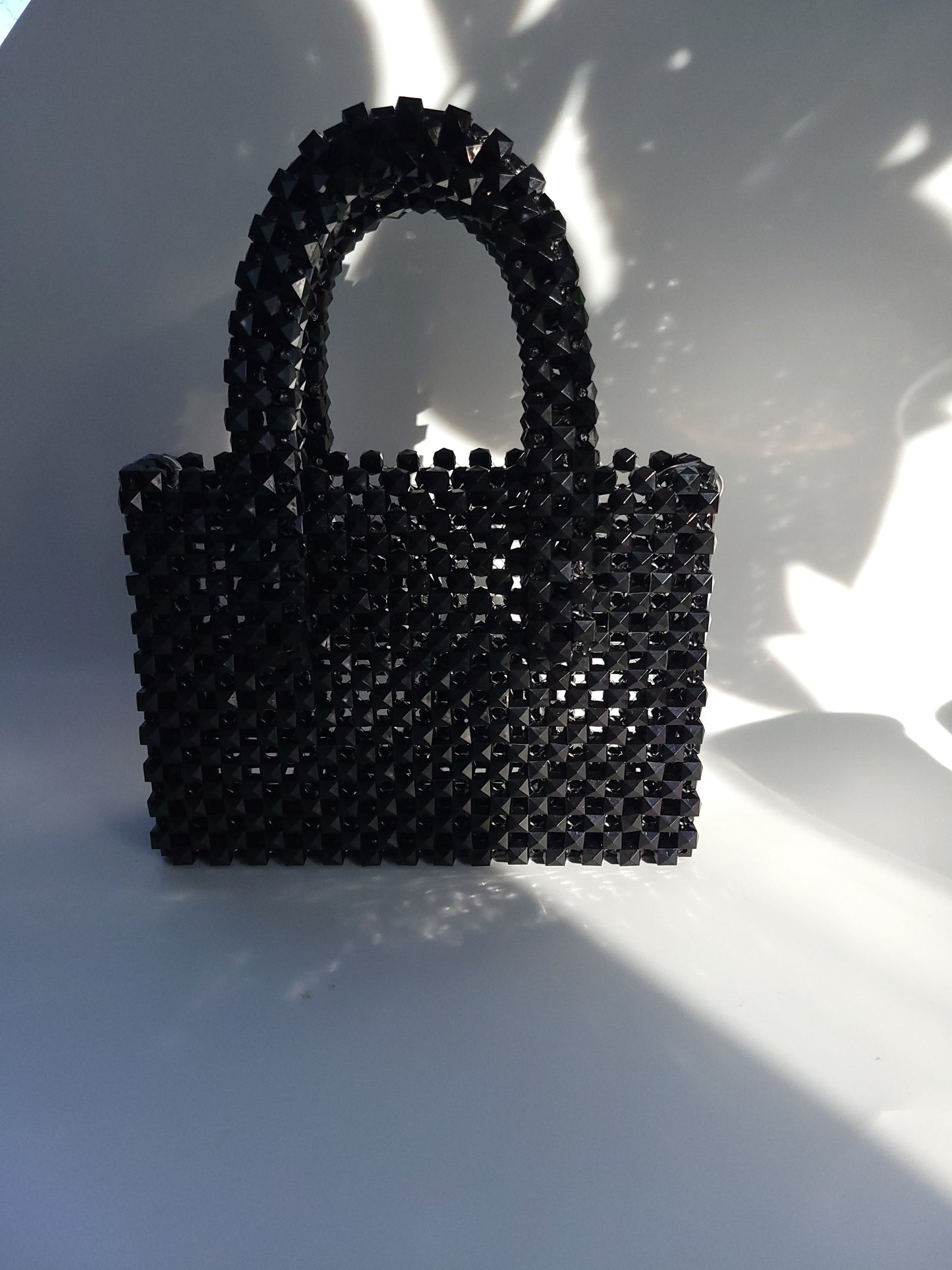 Elegant Noir - Chic black Beaded Handbag