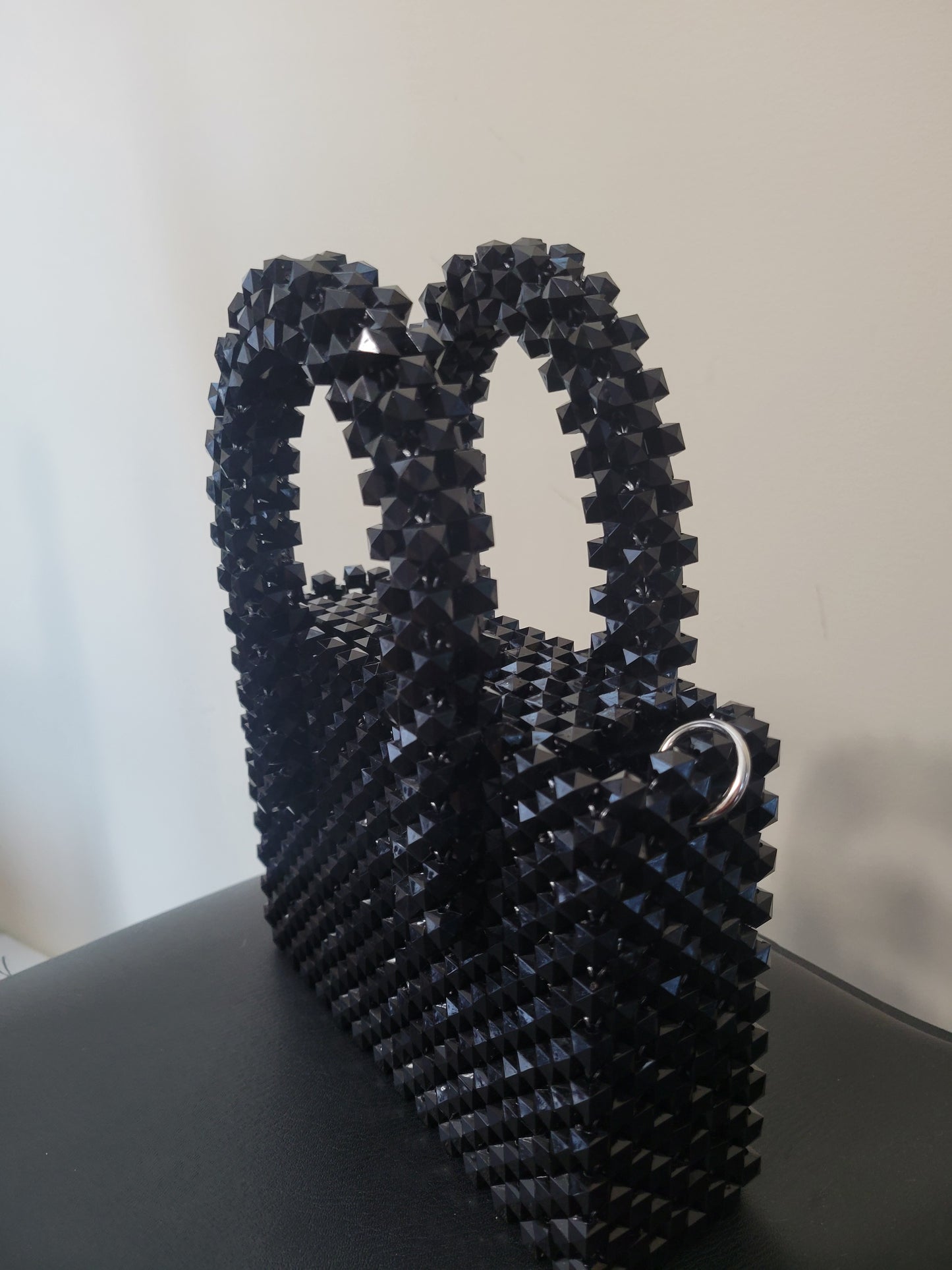 Elegant Noir - Chic black Beaded Handbag