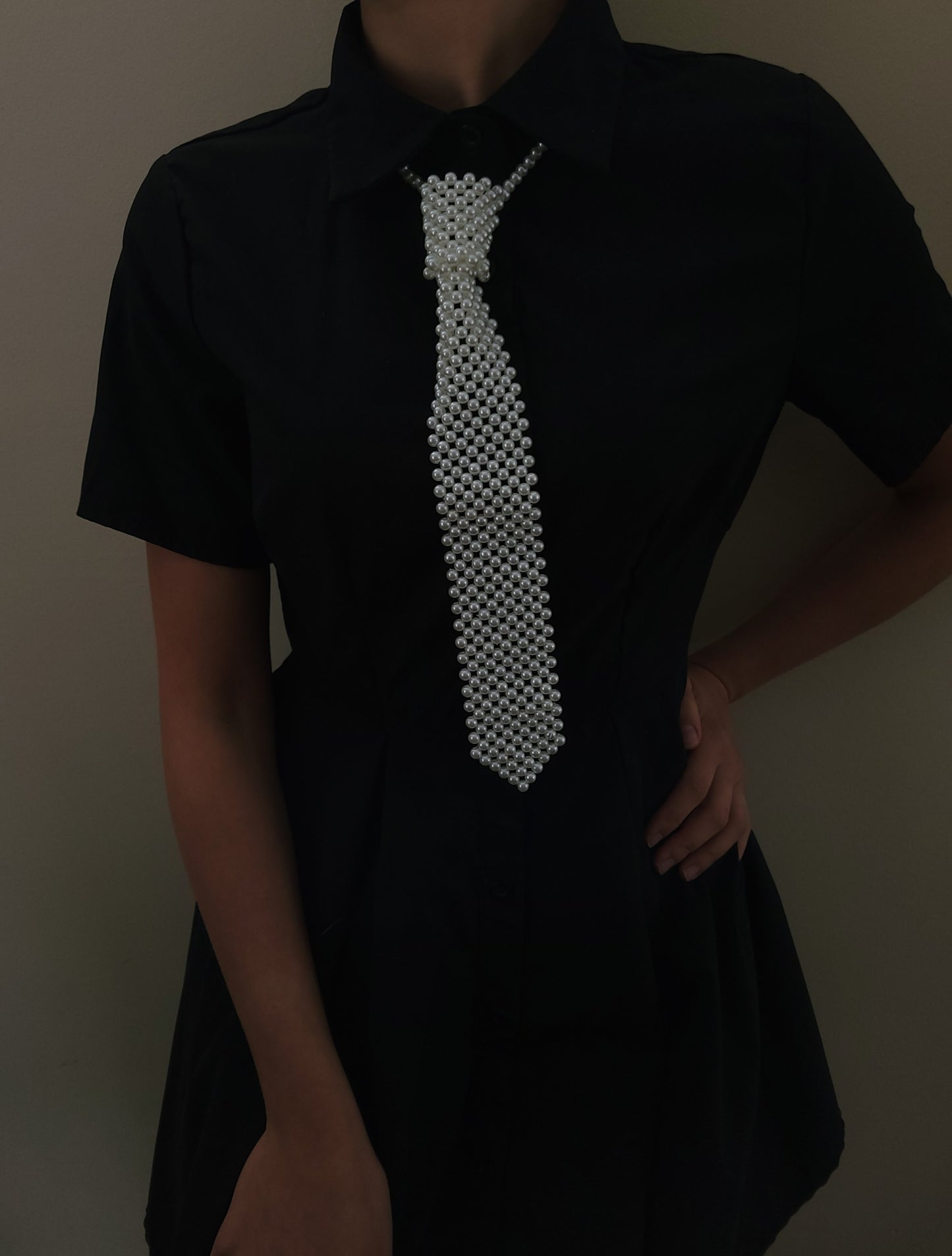 Pearl Handcrafted Tie