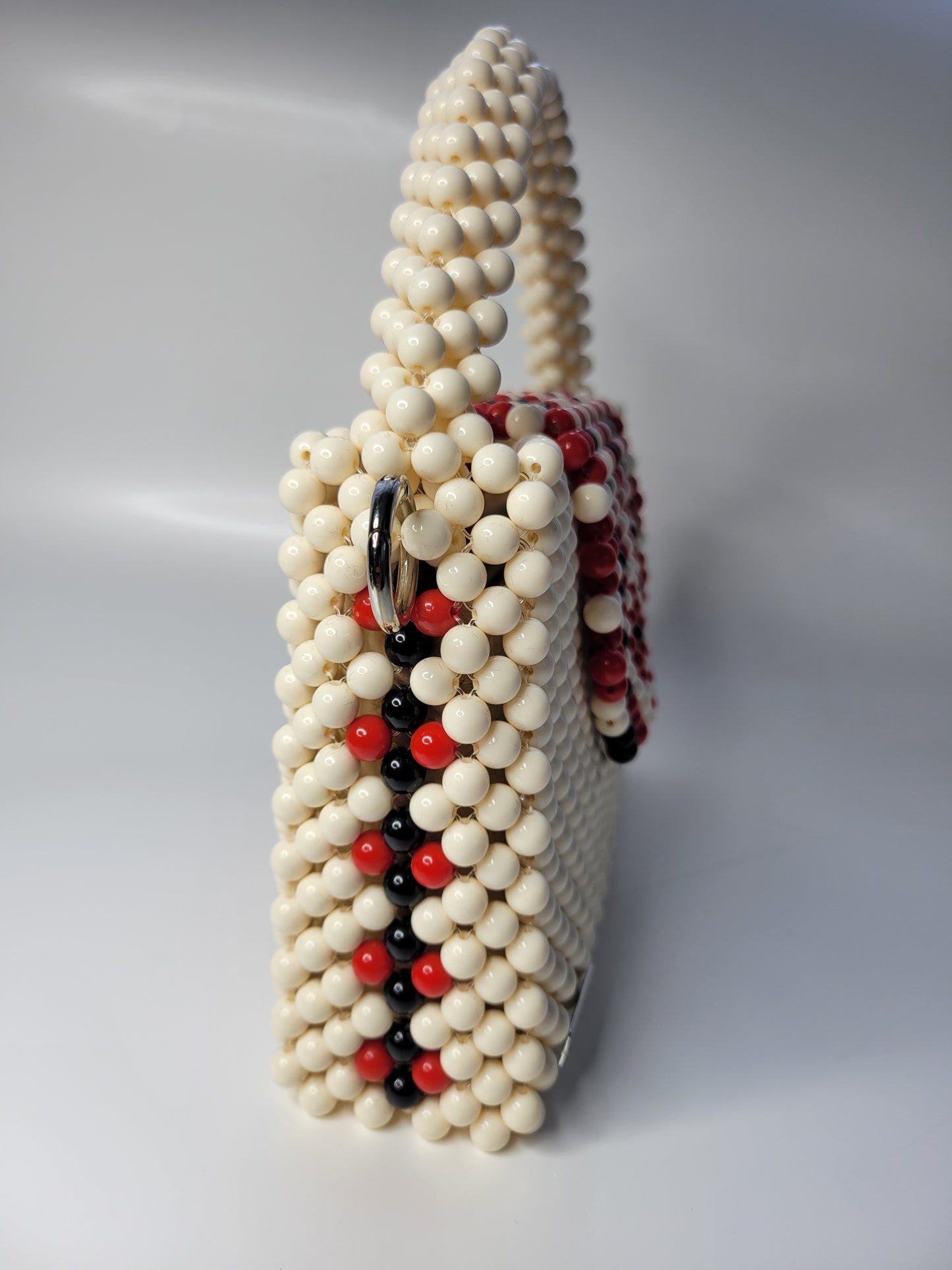 Vyshyvanka Beige – Beaded Handbag with Inner Pouch